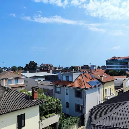 Faristha House Share Apertamente